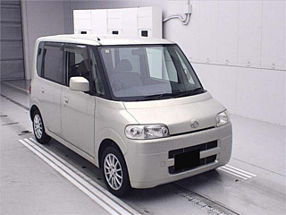 DAIHATSU TANTO 2004