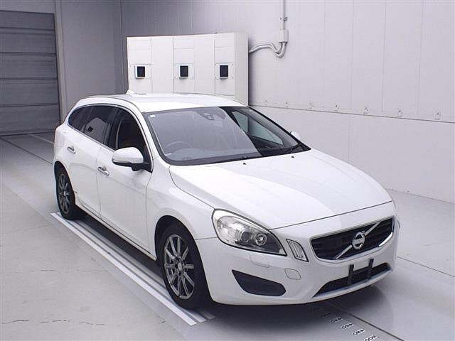 VOLVO V60 2012