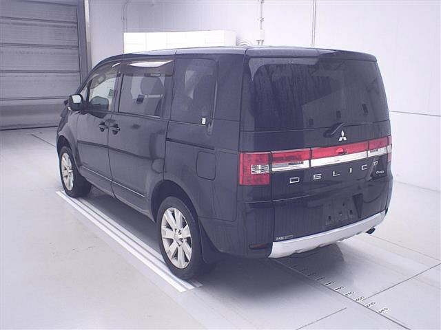 MITSUBISHI DELICA D5 2014