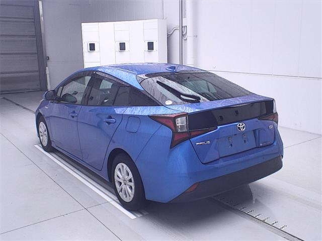 TOYOTA PRIUS 2019
