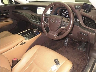 LEXUS LS 2018
