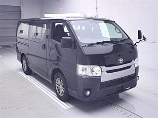 TOYOTA HIACE VAN 2016