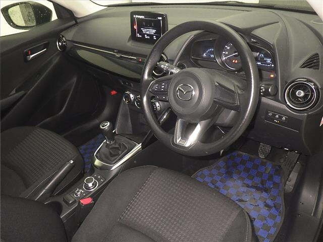 MAZDA DEMIO 2018