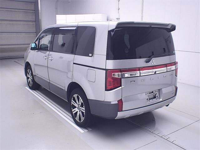 MITSUBISHI DELICA D5 2019