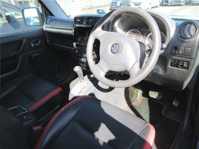 SUZUKI JIMNY 2012