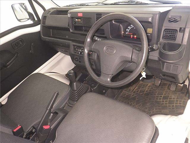 DAIHATSU HIJET TRUCK 2015