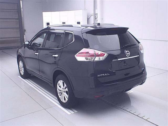 NISSAN X-TRAIL 2015