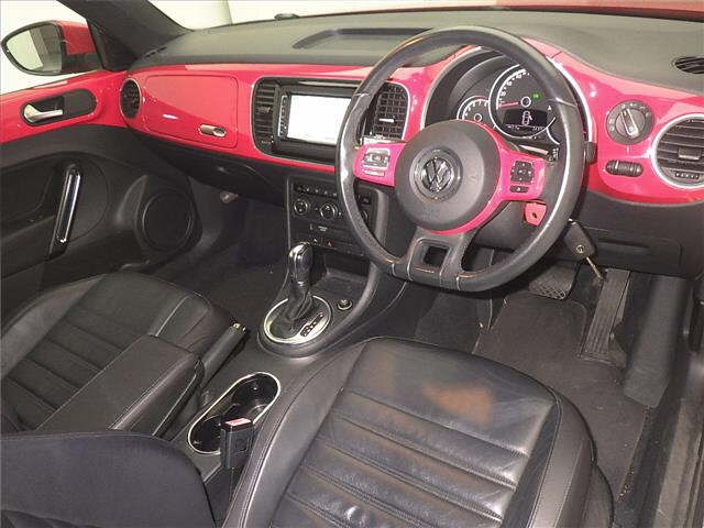 VOLKSWAGEN THE BEETLE 2016