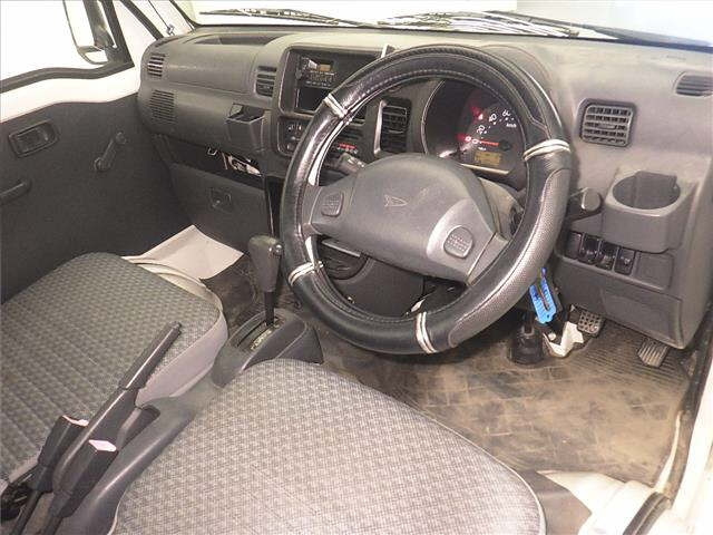 DAIHATSU HIJET TRUCK 2010