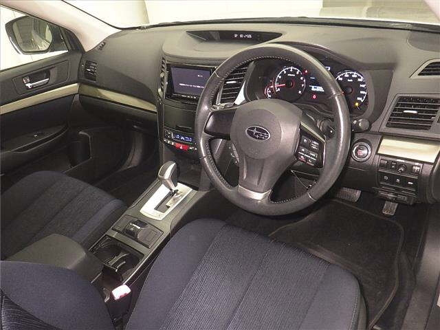 SUBARU LEGACY 2012