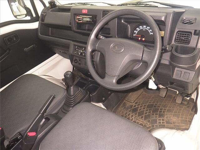 DAIHATSU HIJET TRUCK 2015