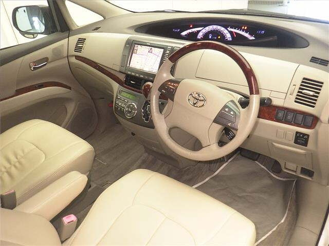 TOYOTA ESTIMA 2009