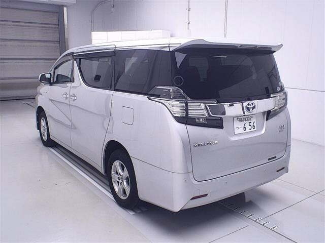 TOYOTA VELLFIRE 2015