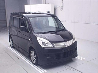MITSUBISHI DELICA D2 2012