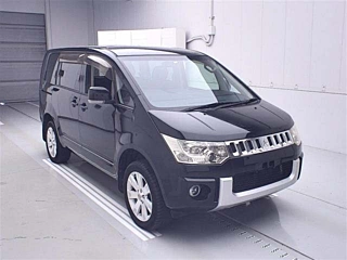 MITSUBISHI DELICA D5 2012