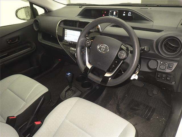 TOYOTA AQUA 2019