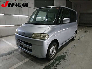 DAIHATSU TANTO 2004