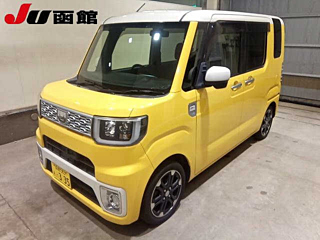DAIHATSU WAKE 2015