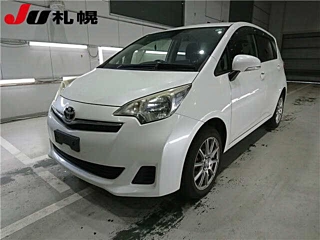 TOYOTA RACTIS 2013