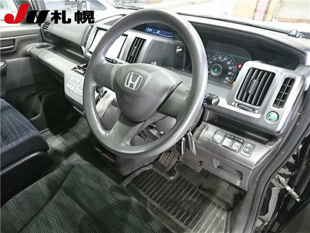 HONDA STEP WAGON 2010