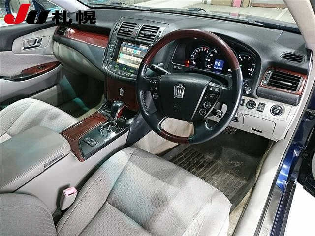 TOYOTA CROWN 2008
