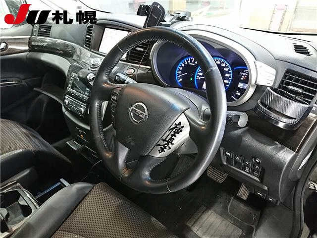 NISSAN ELGRAND 2010