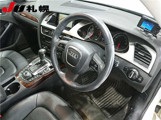 AUDI A4 2010