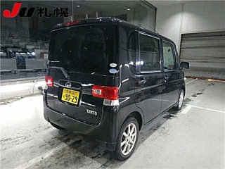 DAIHATSU TANTO 2010