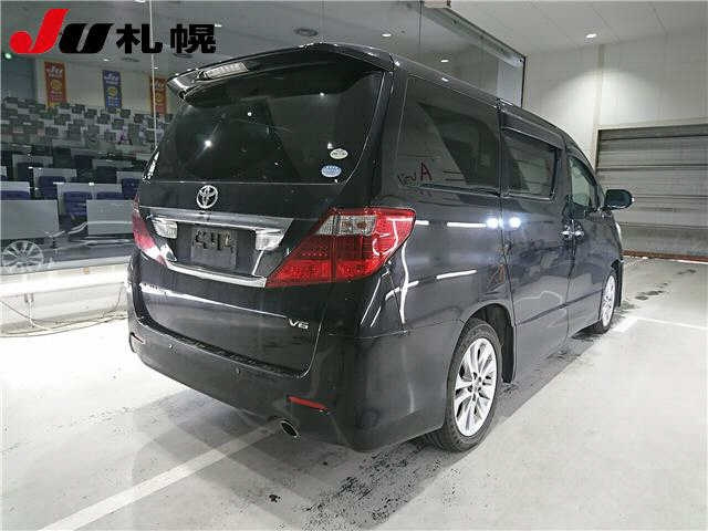 TOYOTA ALPHARD 2009