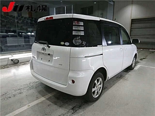 TOYOTA SIENTA 2008