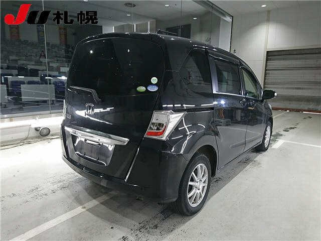 HONDA FREED 2012