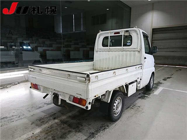 MITSUBISHI MINICAB TRUCK 2011