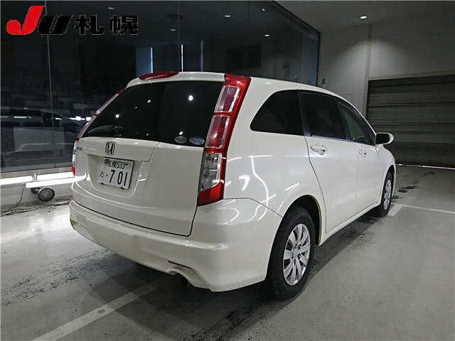 HONDA STREAM 2010