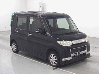 DAIHATSU TANTO 2010