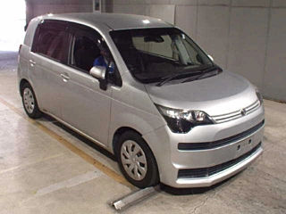 TOYOTA SPADE 2016