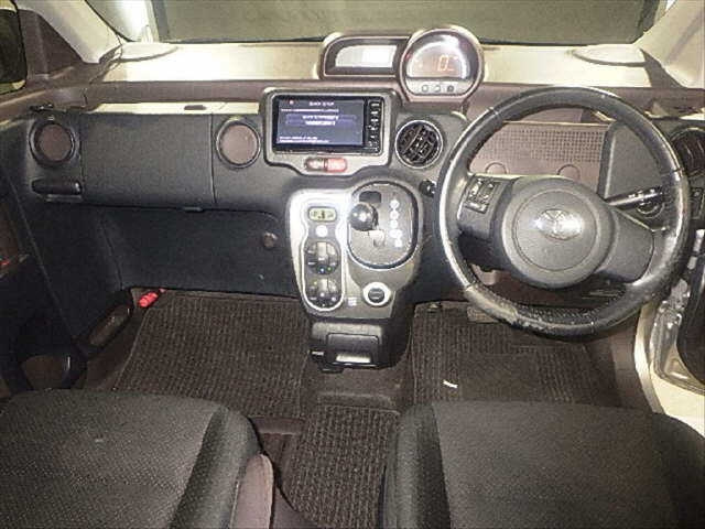 TOYOTA SPADE 2016