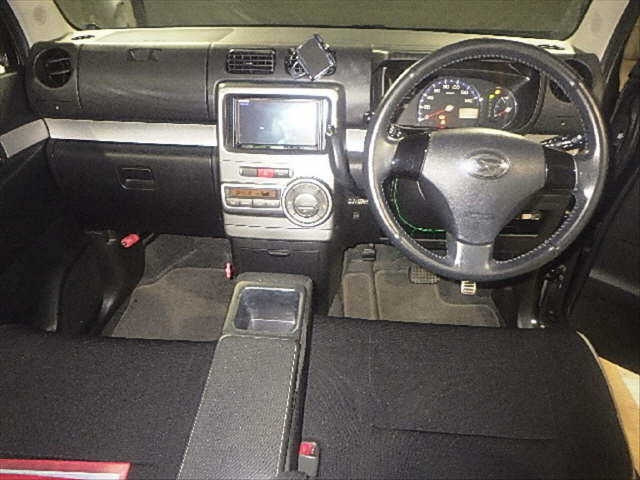 DAIHATSU MOVE CONTE 2011