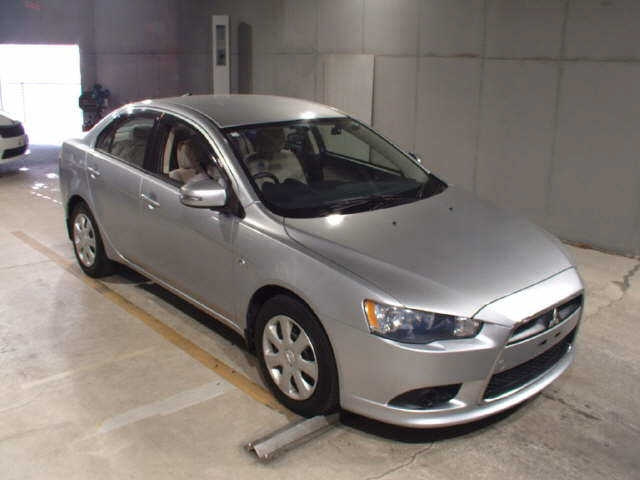 MITSUBISHI GALANT FORTIS 2014