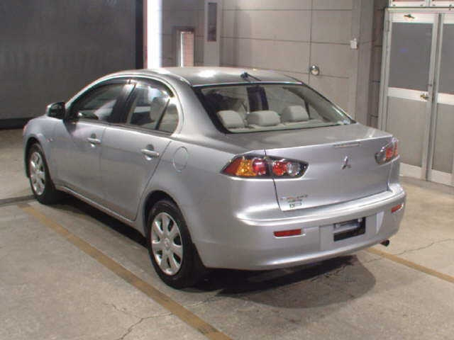 MITSUBISHI GALANT FORTIS 2014