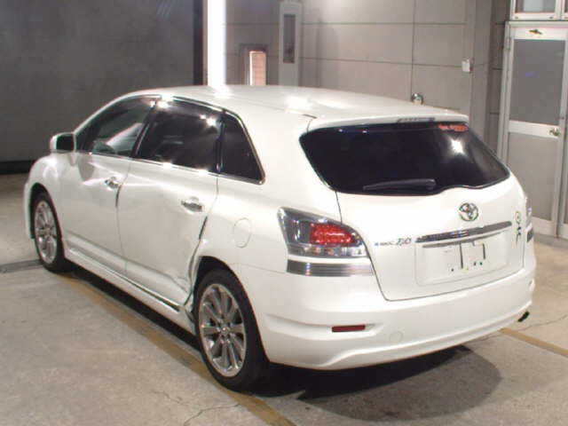 TOYOTA MARK X ZIO 2012
