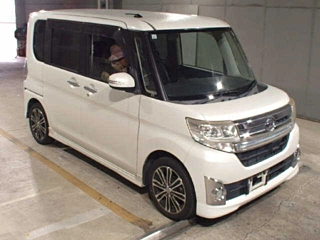 DAIHATSU TANTO 2013