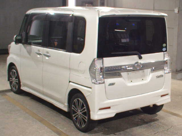 DAIHATSU TANTO 2013