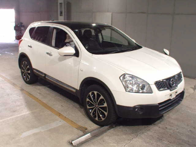 NISSAN DUALIS 2013