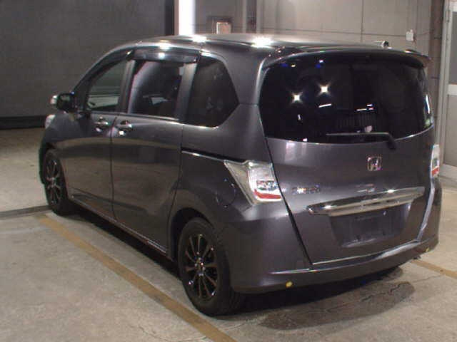 HONDA FREED 2012