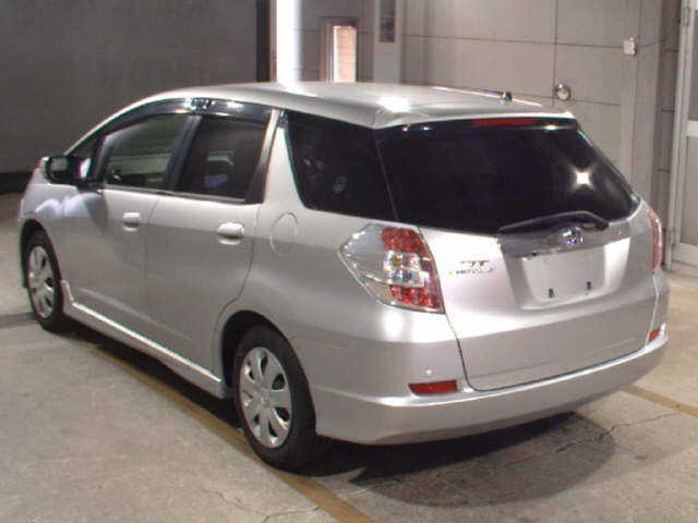 HONDA FIT SHUTTLE 2014