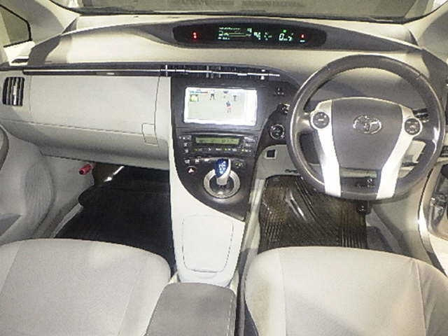TOYOTA PRIUS 2010