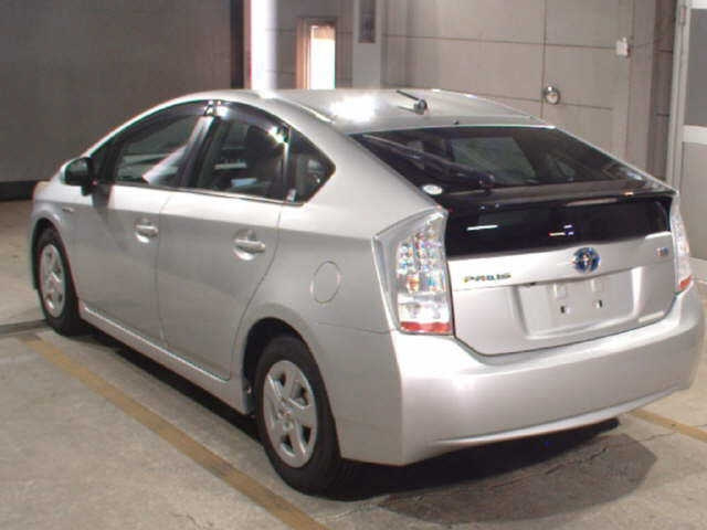 TOYOTA PRIUS 2010
