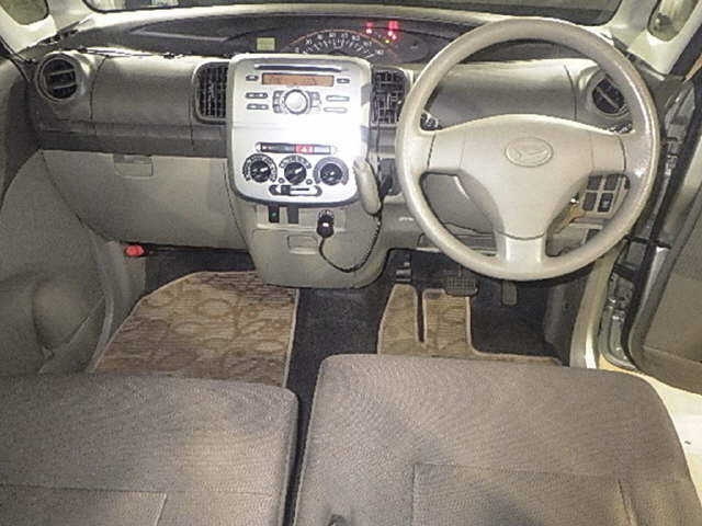 DAIHATSU TANTO 2012