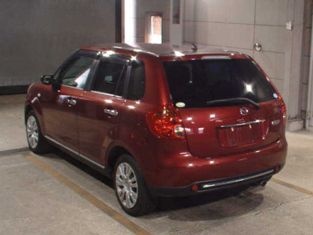 MAZDA VERISA 2013