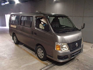 NISSAN CARAVAN 2010